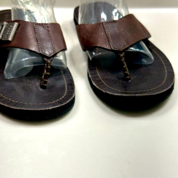 Fossil Men’s Brown Leather Thong Sandals Sz 11 - Picture 7 of 11
